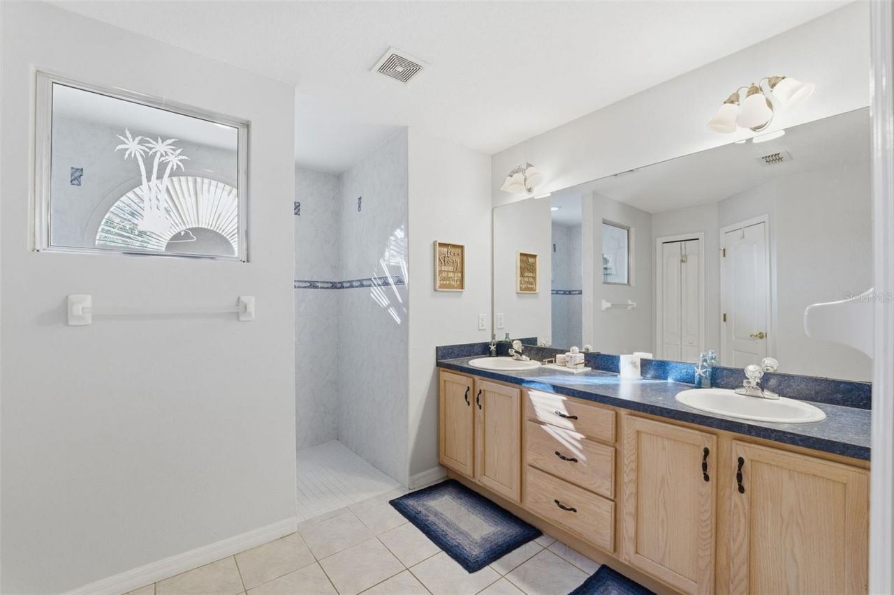 5220 Kirkwood Avenue, Spring Hill, FL 34608 Photo