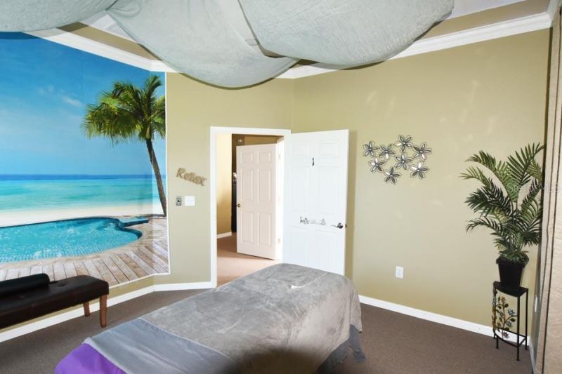 17749 Hunting Bow Circle, Lutz, FL 33558 Photo