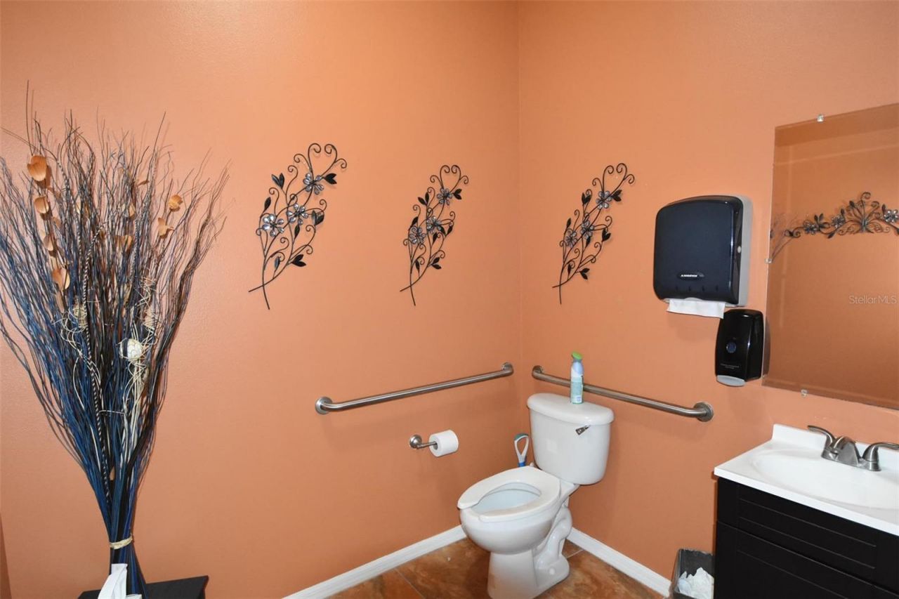 17749 Hunting Bow Circle, Lutz, FL 33558 Photo