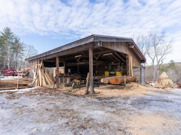 116 B Spencer Rd, Oakham, MA 01068