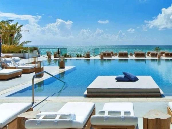 2301 Collins Ave, Unit 423, Miami Beach, FL 33139