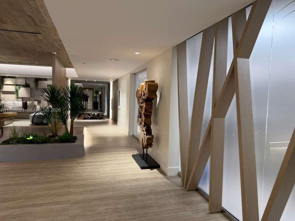 2301 Collins Ave, Unit 423, Miami Beach, FL 33139 Photo