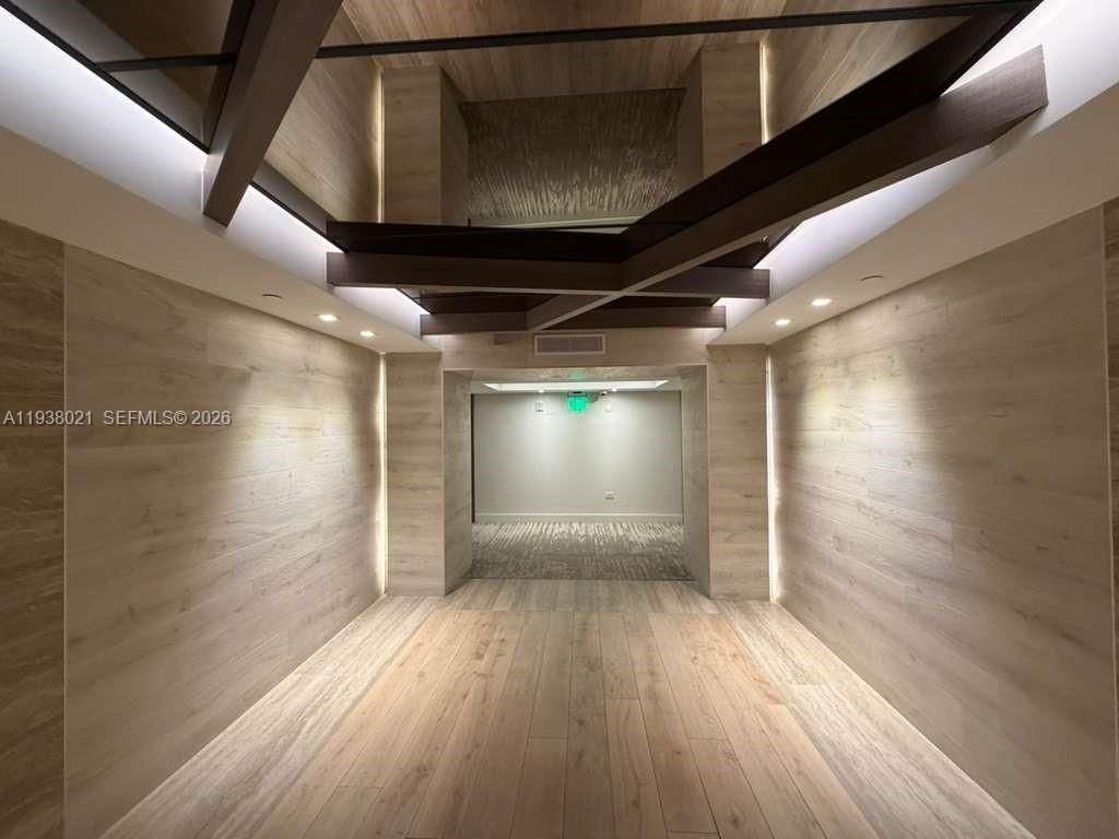 2301 Collins Ave, Unit 423, Miami Beach, FL 33139 Photo