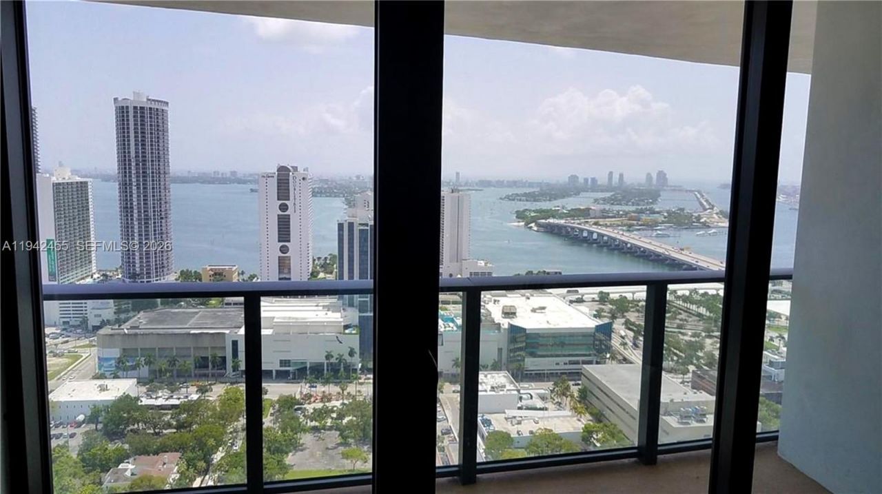 1600 NE 1st Ave , Unit 3703, Miami, FL 33132 Photo