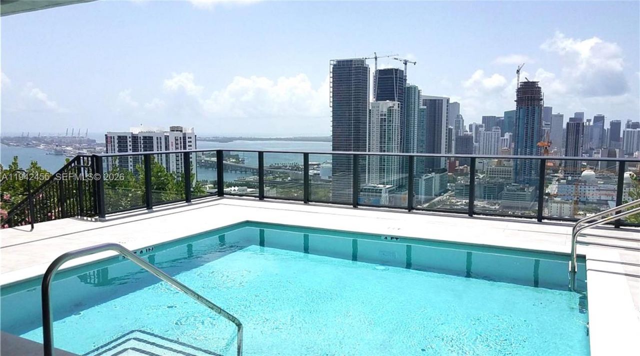 1600 NE 1st Ave , Unit 3703, Miami, FL 33132 Photo