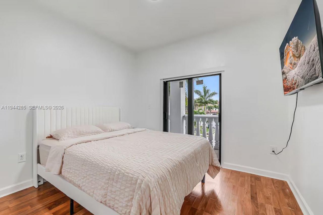 14551 SW 158th Ct , Miami, FL 33196 Photo