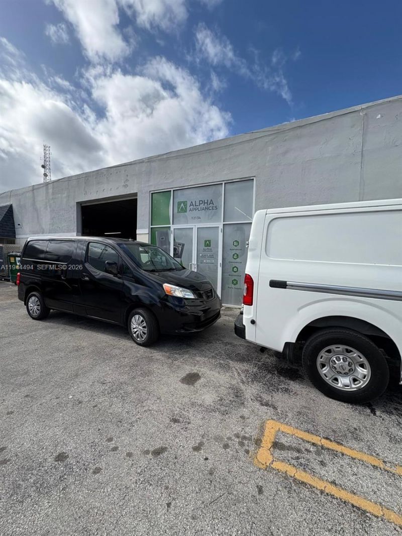 Appliances Sales Store, Miami, FL 33176 Photo