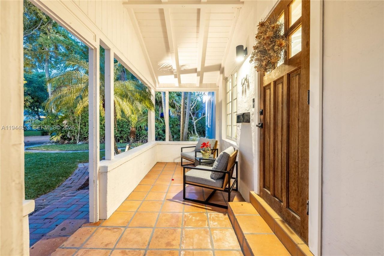 624 NE 71st St, Miami, FL 33138 Photo