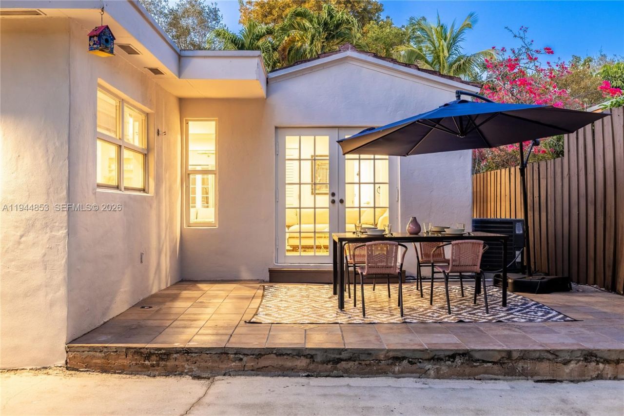 624 NE 71st St, Miami, FL 33138 Photo