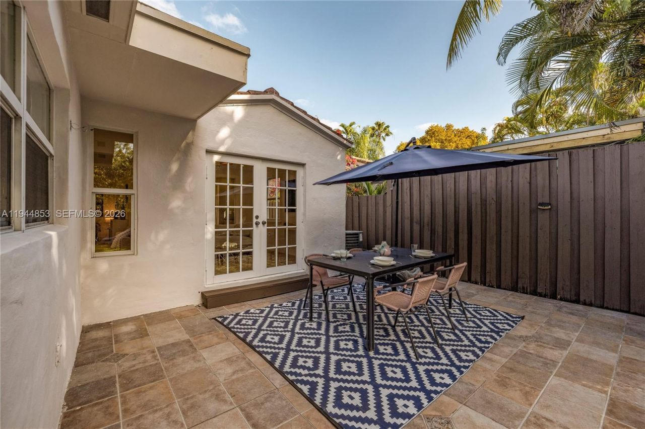 624 NE 71st St, Miami, FL 33138 Photo