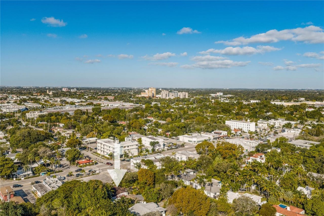 624 NE 71st St, Miami, FL 33138 Photo