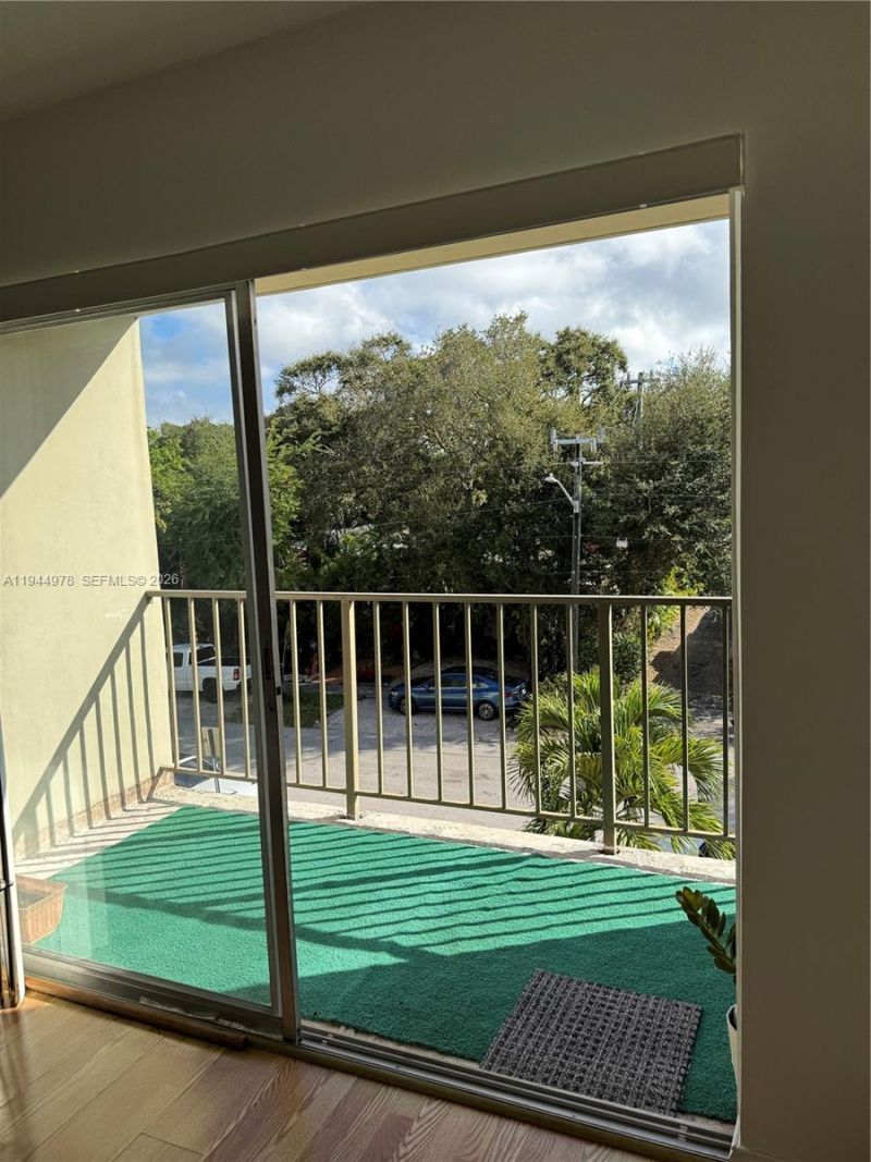 1225 NE 124th St, Unit 33A, North Miami, FL 33161 Photo