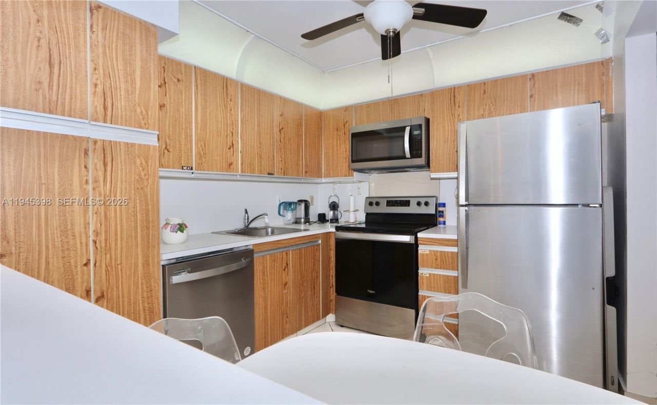 2401 S Ocean Dr , Unit 806, Hollywood, FL 33019 Photo