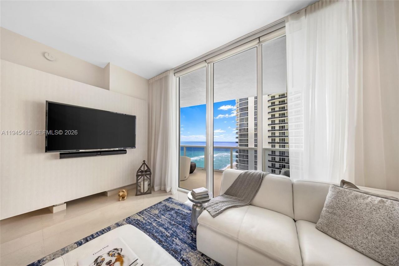 16001 Collins Ave, Unit 1502, Sunny Isles Beach, FL 33160 Photo