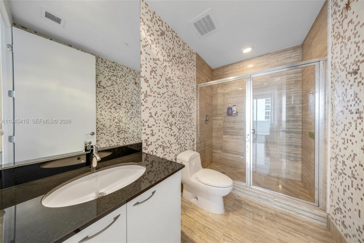 16001 Collins Ave, Unit 1502, Sunny Isles Beach, FL 33160 Photo