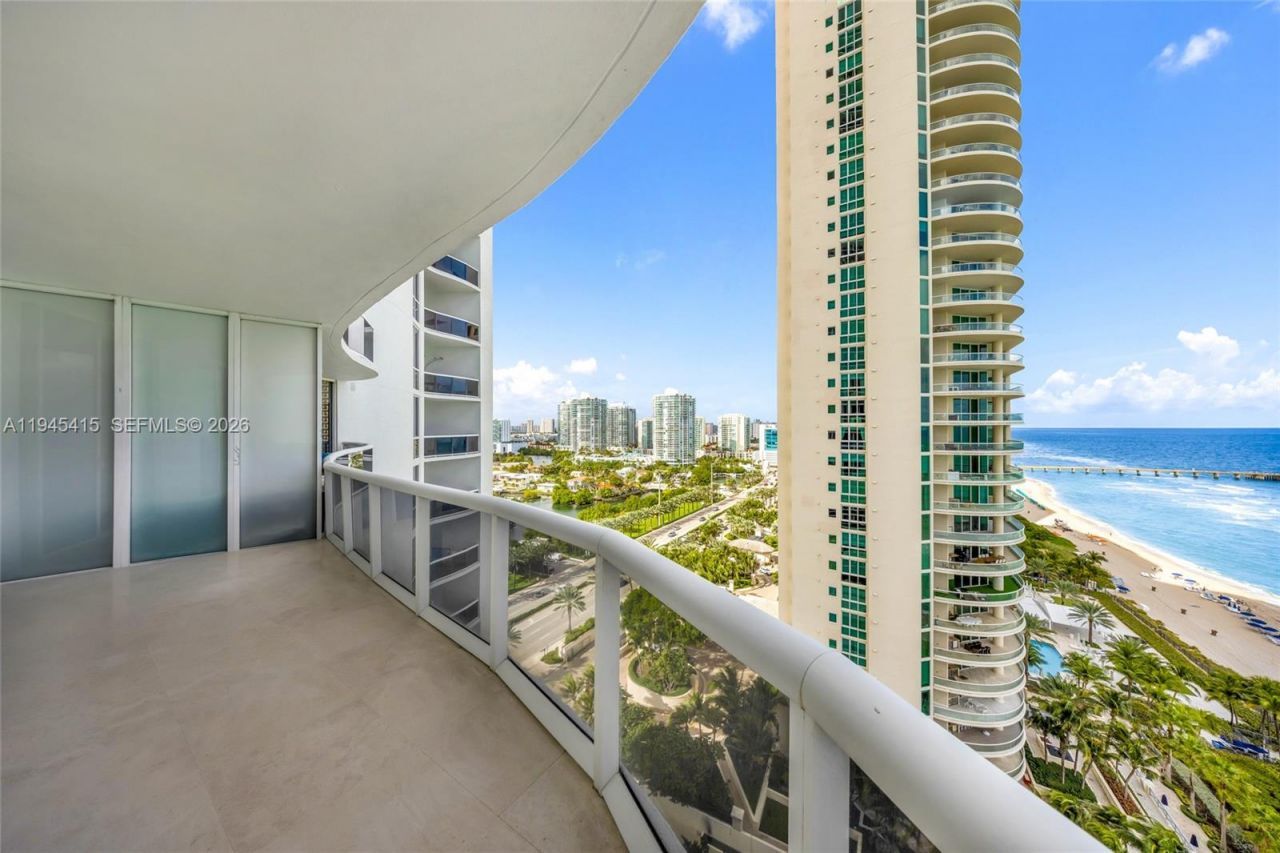16001 Collins Ave, Unit 1502, Sunny Isles Beach, FL 33160 Photo