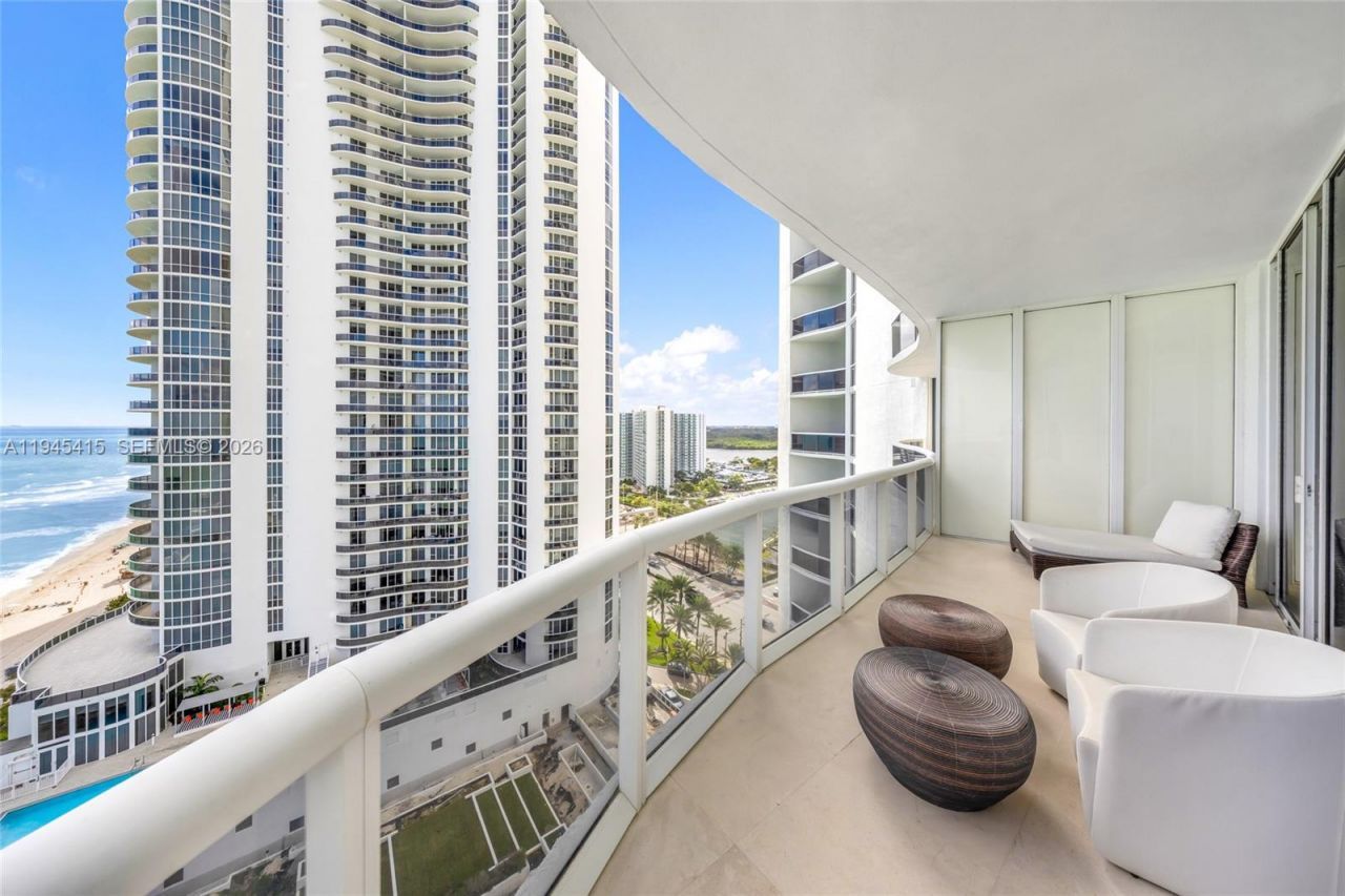 16001 Collins Ave, Unit 1502, Sunny Isles Beach, FL 33160 Photo