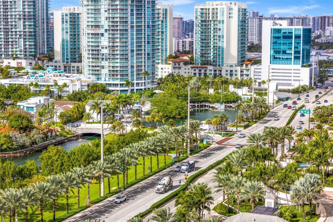 16001 Collins Ave, Unit 1502, Sunny Isles Beach, FL 33160 Photo