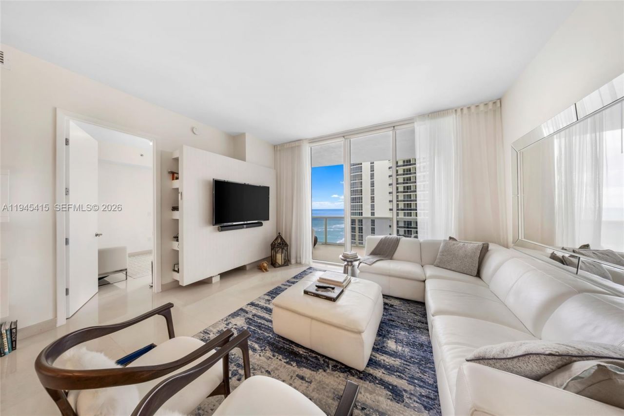 16001 Collins Ave, Unit 1502, Sunny Isles Beach, FL 33160 Photo