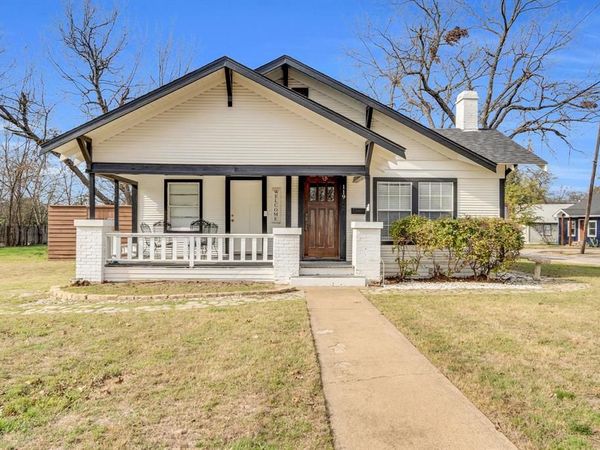 119 W University Avenue, Waxahachie, TX 75165