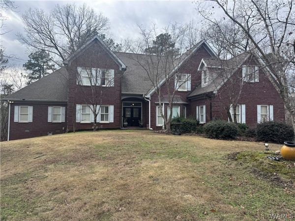 8615 NE Forrestal Drive, Tuscaloosa, AL 35406