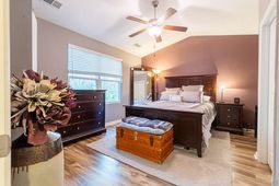 9135 Parlor Drive photo 4