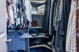 9135 Parlor Drive photo 4