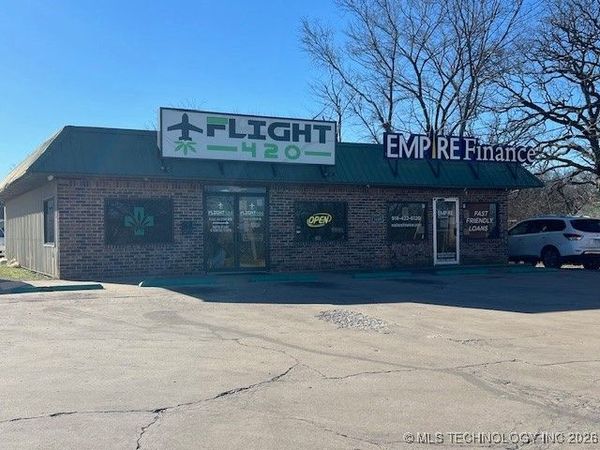 3455 Hwy 412 , Watts, OK 74964