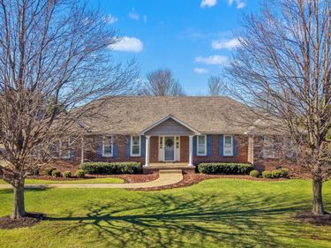 891 W Count Fleet Circle, Danville, KY 40422