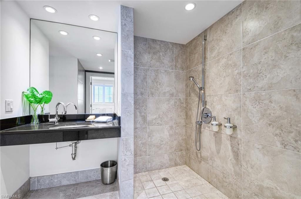 1255 Gulf Shore Blvd N, Unit 6S, Naples, FL 34102 Photo