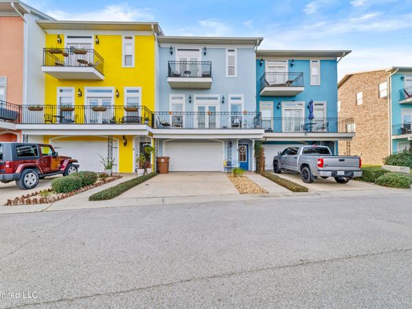 5 Oak Alley Lane, Long Beach, MS 39560