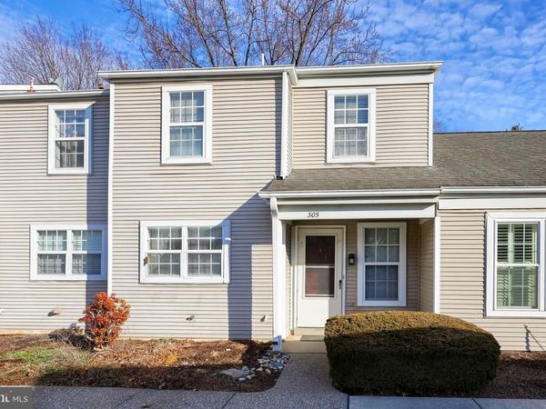 305 BARRINGTON COURT, PALMYRA, PA 17078