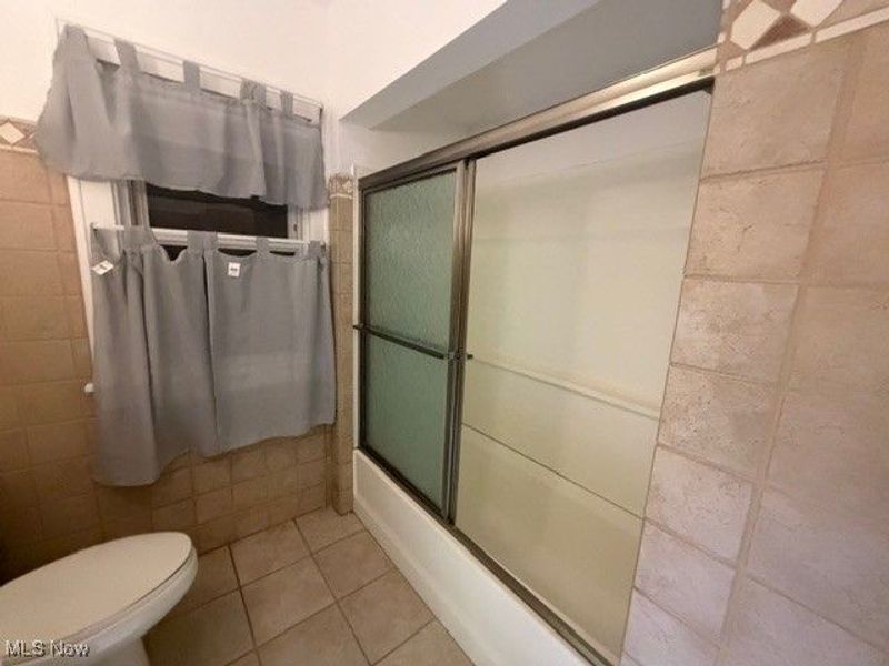 1476 Clermont Road, Cleveland, OH 44110 Photo 16