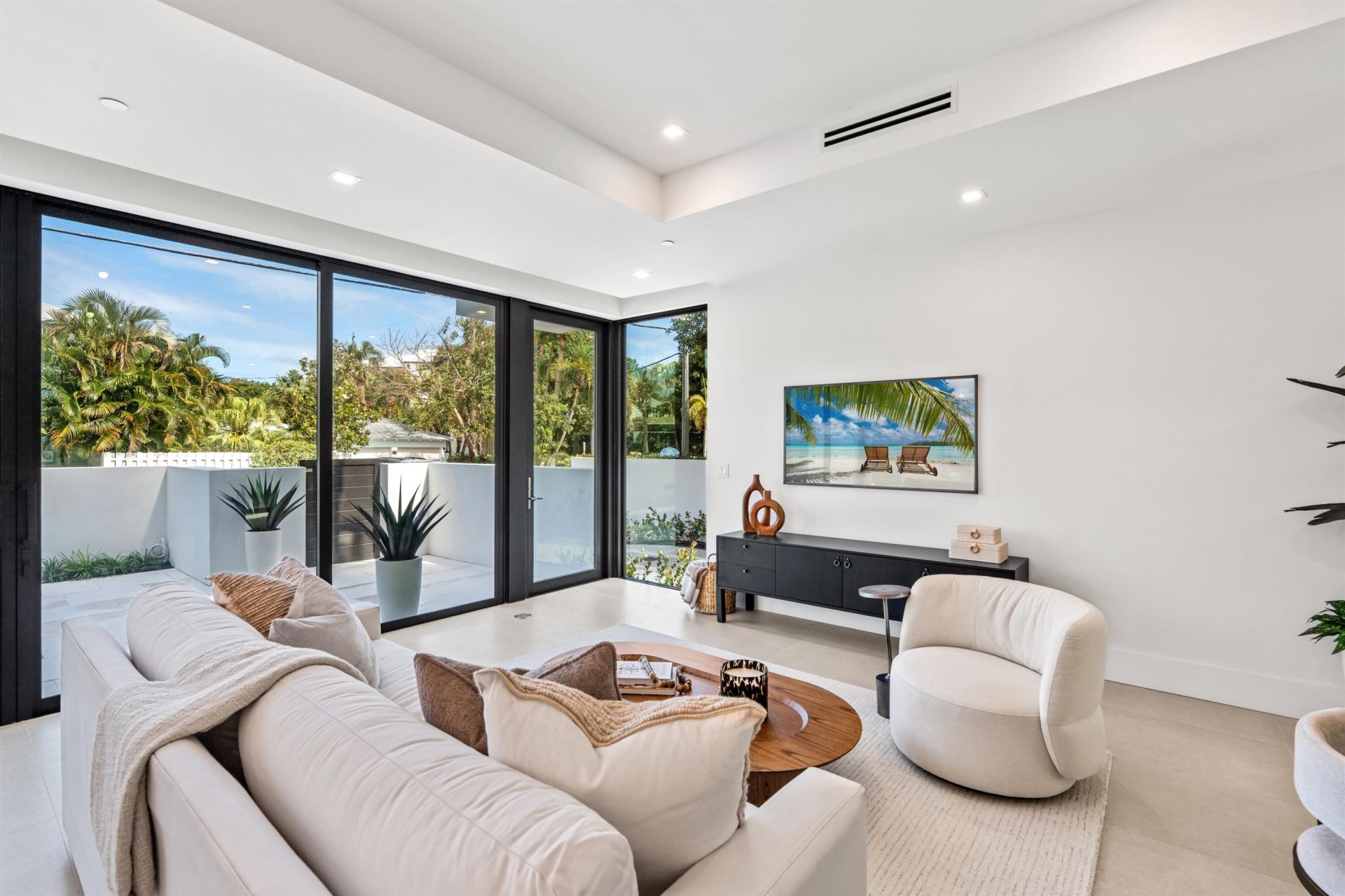 100 Gleason Street, Unit 204, Delray Beach, FL 33483 Photo