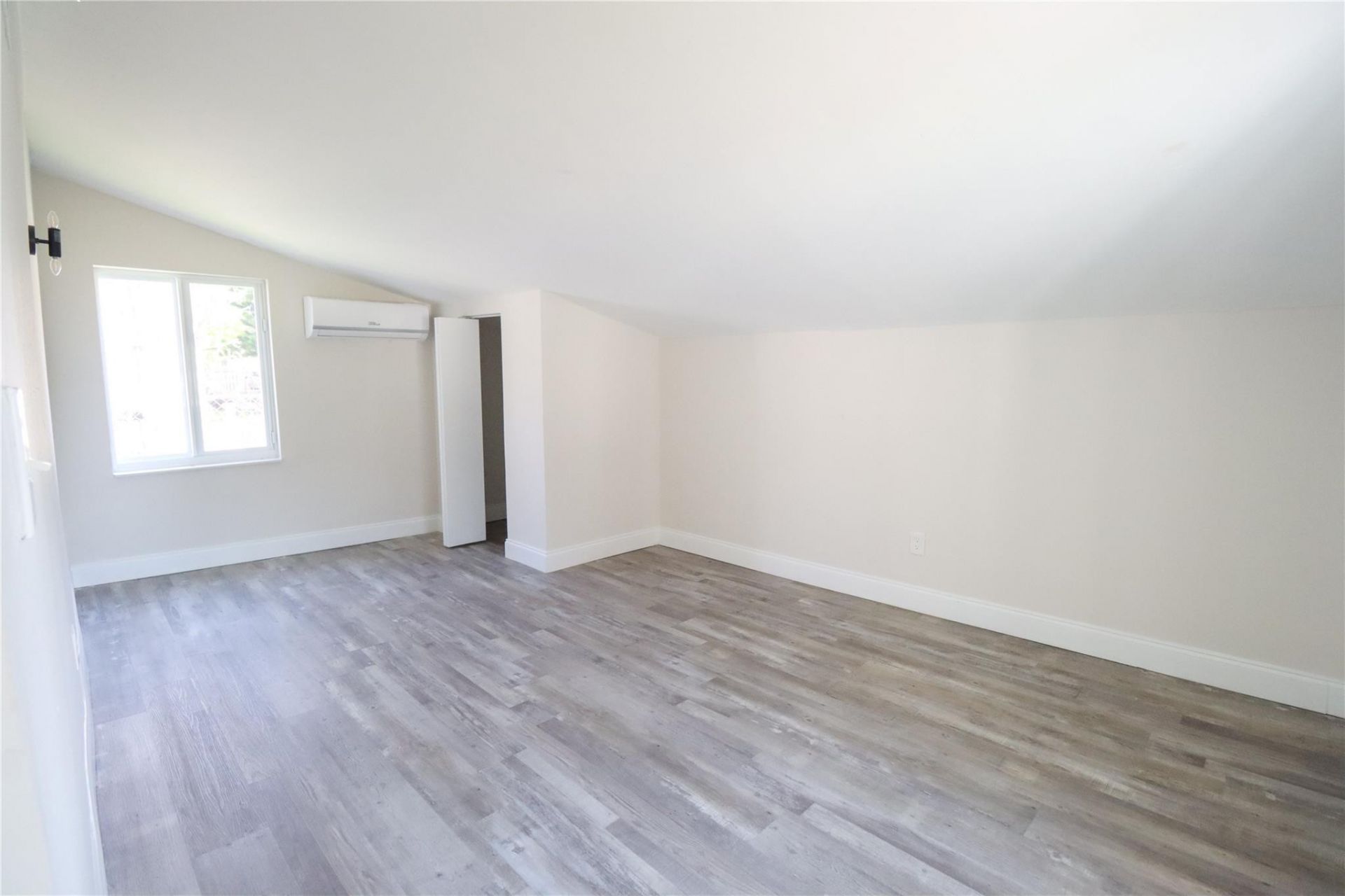 6861 SW 18 Street, North Lauderdale, FL 33068 Photo