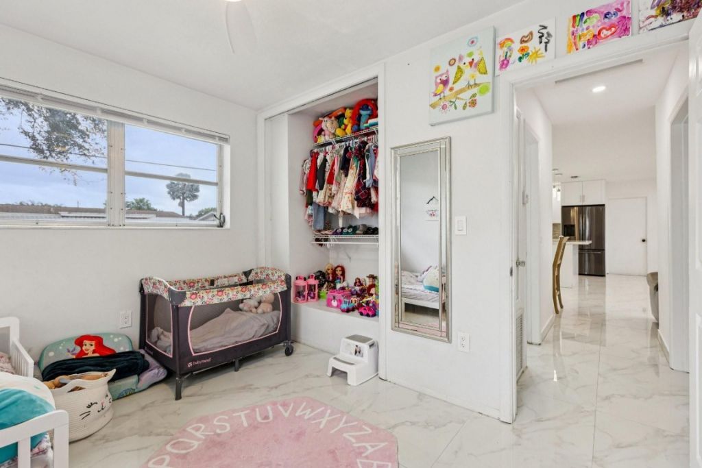 8700 NW 11th Street, Pembroke Pines, FL 33024 Photo