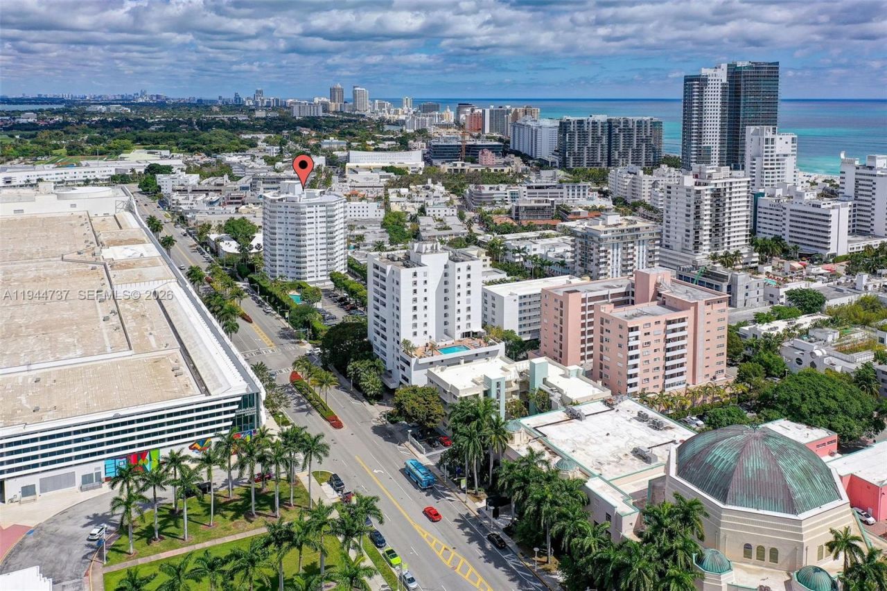 1881 Washington Ave, Unit 5H, Miami Beach, FL 33139 Photo