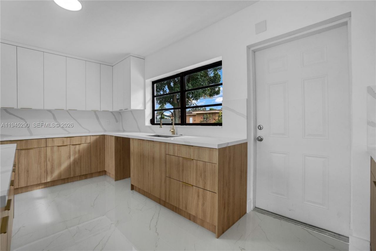 3960 NW 171st St, Miami Gardens, FL 33055 Photo