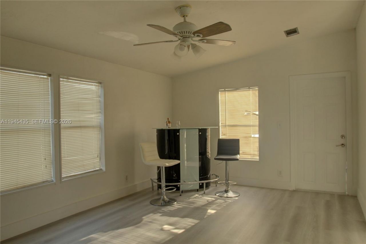 19800 SW 180th Ave , Unit 117, Miami, FL 33187 Photo