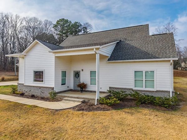 87 County Road 97, Water Valley, MS 38965