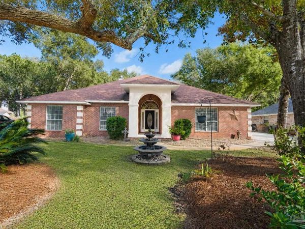 10208 Grackle Ct, Pensacola, FL 32507