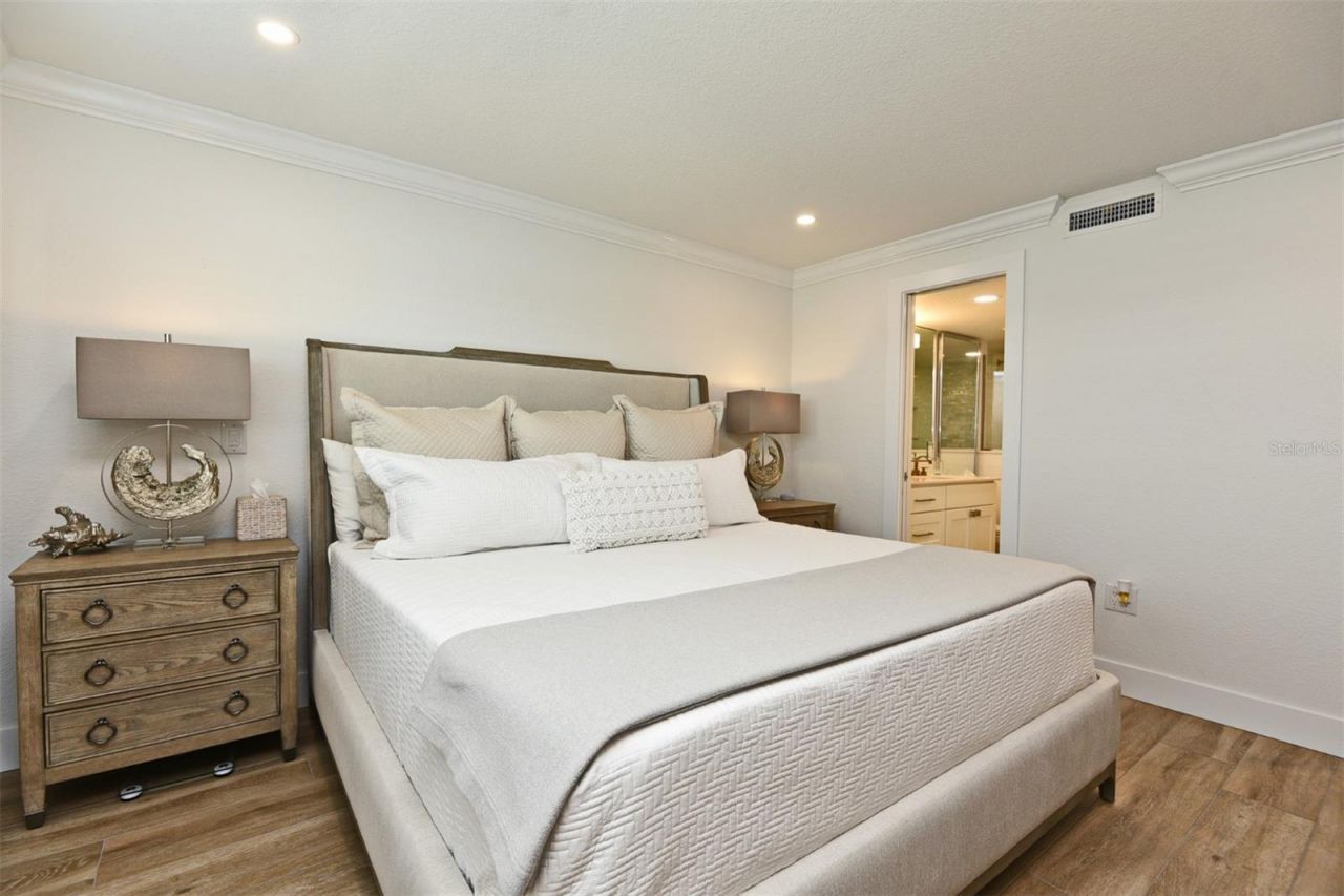 101 N Riverside Drive, Unit 7070, New Smyrna Beach, FL 32168 Photo