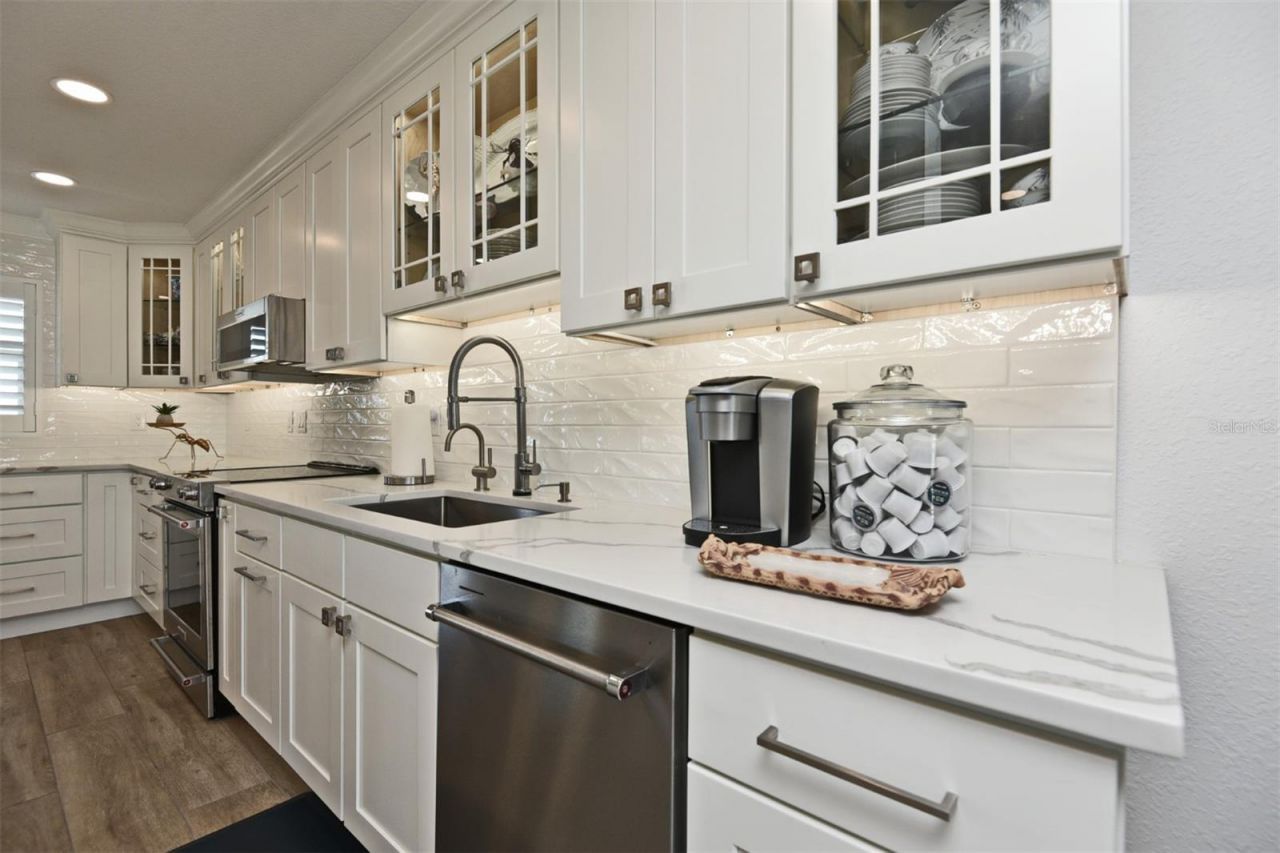 101 N Riverside Drive, Unit 7070, New Smyrna Beach, FL 32168 Photo