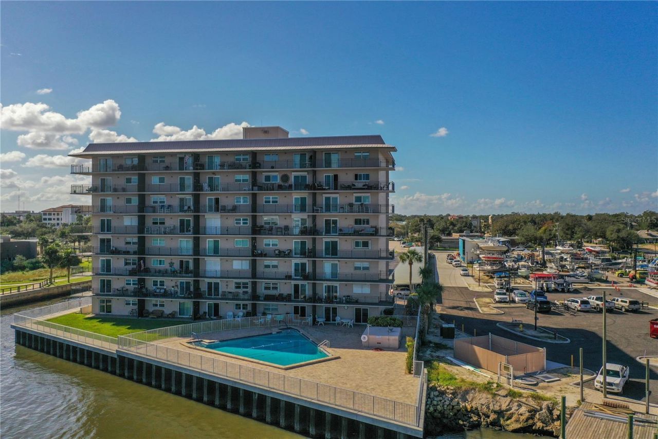 101 N Riverside Drive, Unit 7070, New Smyrna Beach, FL 32168 Photo