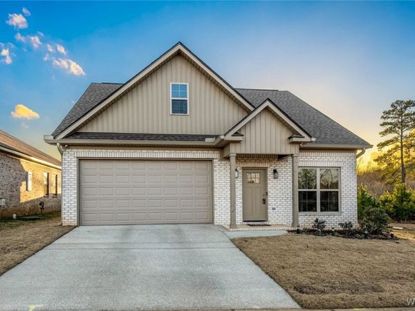 450 Creek Side Loop Road, Tuscaloosa, AL 35404