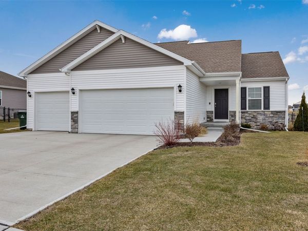 7000 Harlan Eddy Drive SW, Cedar Rapids, IA 52404