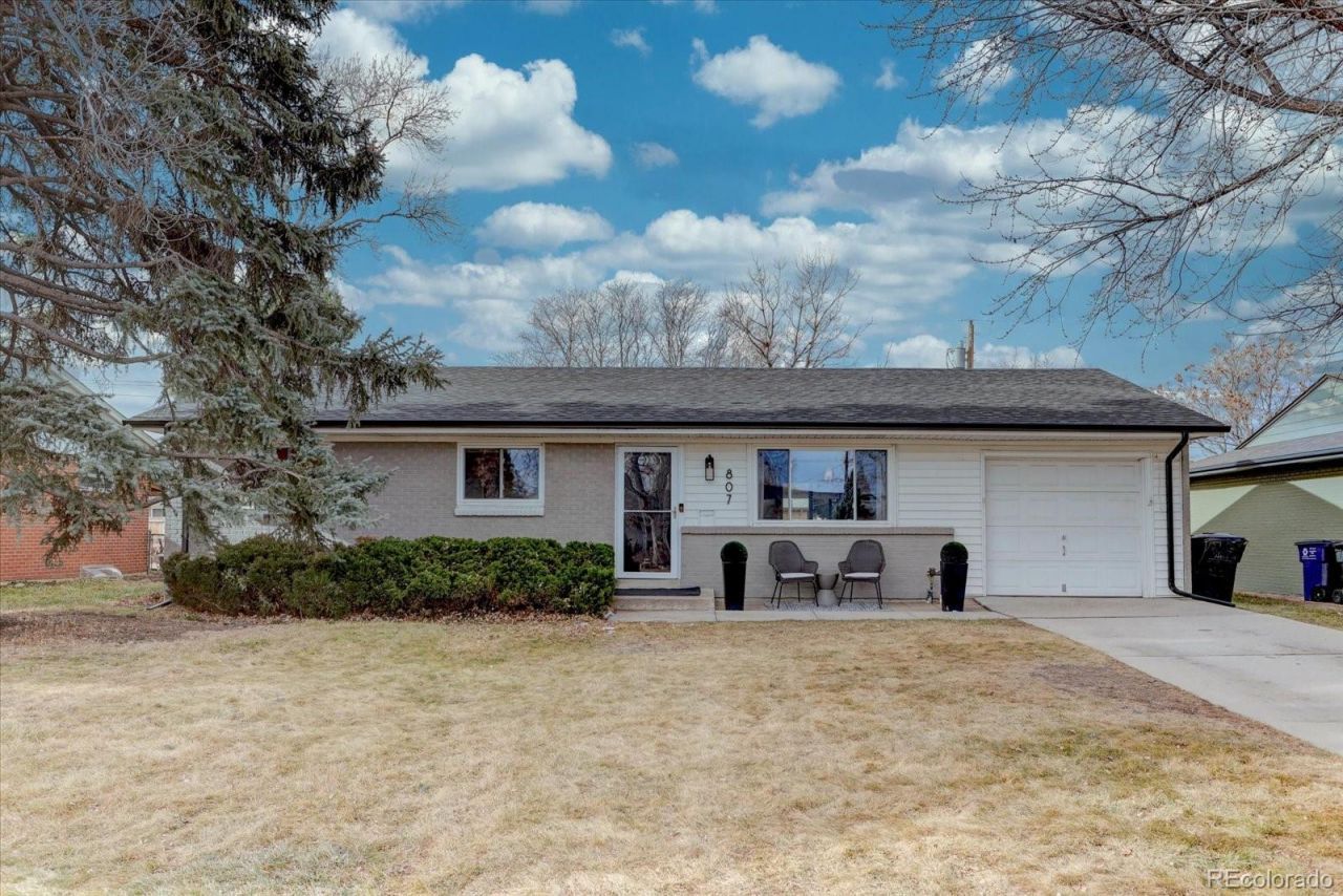 807 S Jasmine Street, Denver, CO 80224 Main Photo