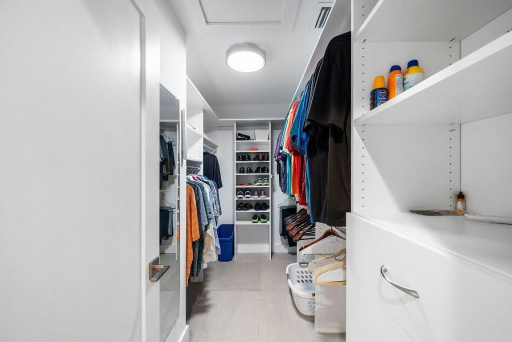 24 Oaks Lane, Boynton Beach, FL 33436 Photo