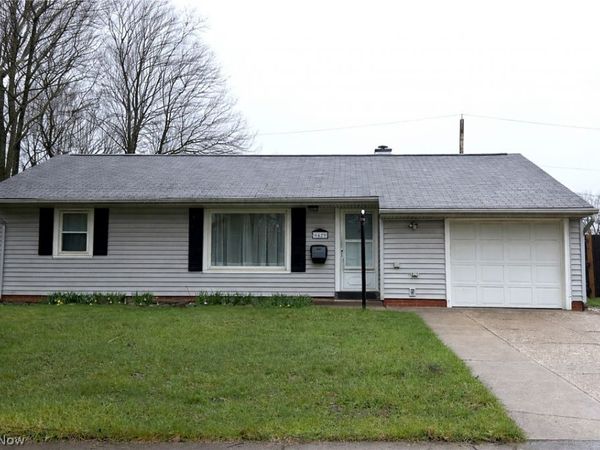 6429 Aylesworth Drive, Parma Heights, OH 44130