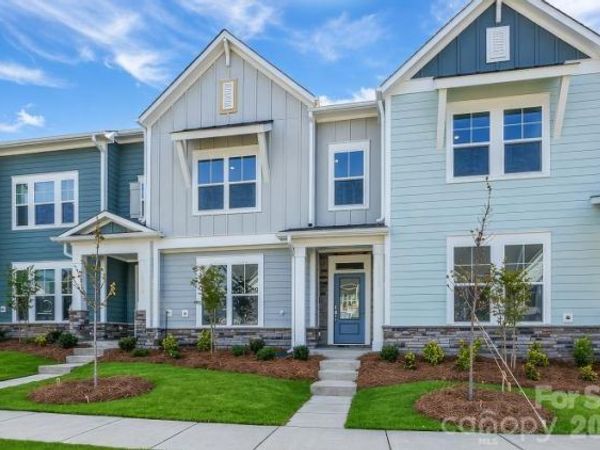 10112 Mamillion Drive, Huntersville, NC 28078